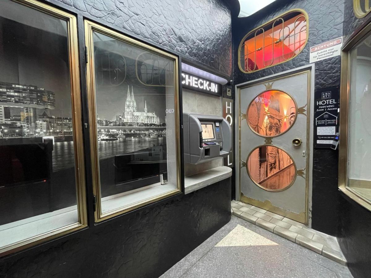 Smarty Cologne Dom Hotel - Boardinghouse - Kontaktloser Self Check-In Colónia Exterior foto
