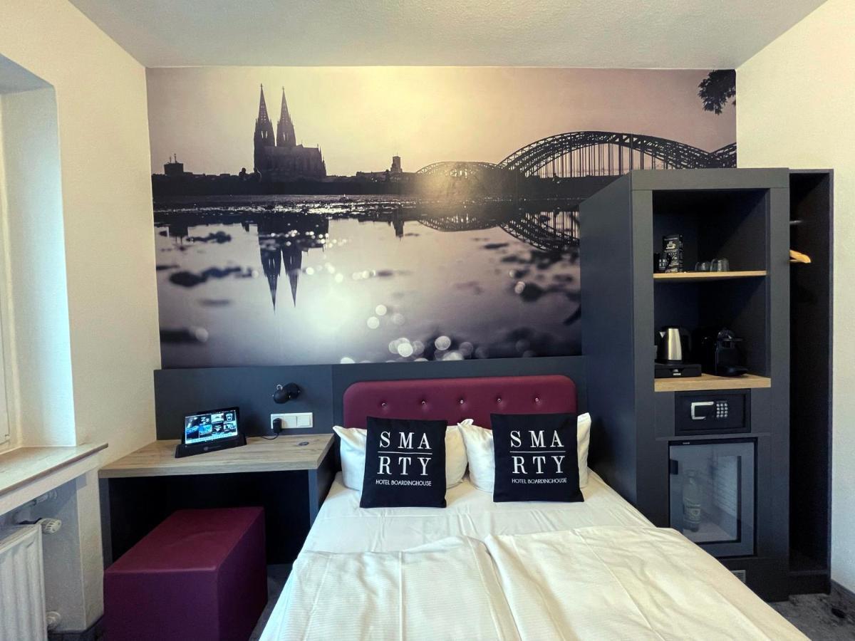 Smarty Cologne Dom Hotel - Boardinghouse - Kontaktloser Self Check-In Colónia Exterior foto