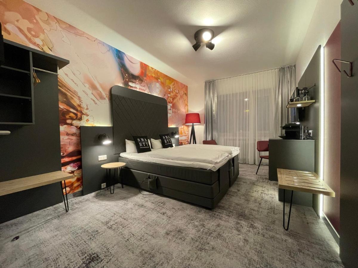 Smarty Cologne Dom Hotel - Boardinghouse - Kontaktloser Self Check-In Colónia Exterior foto