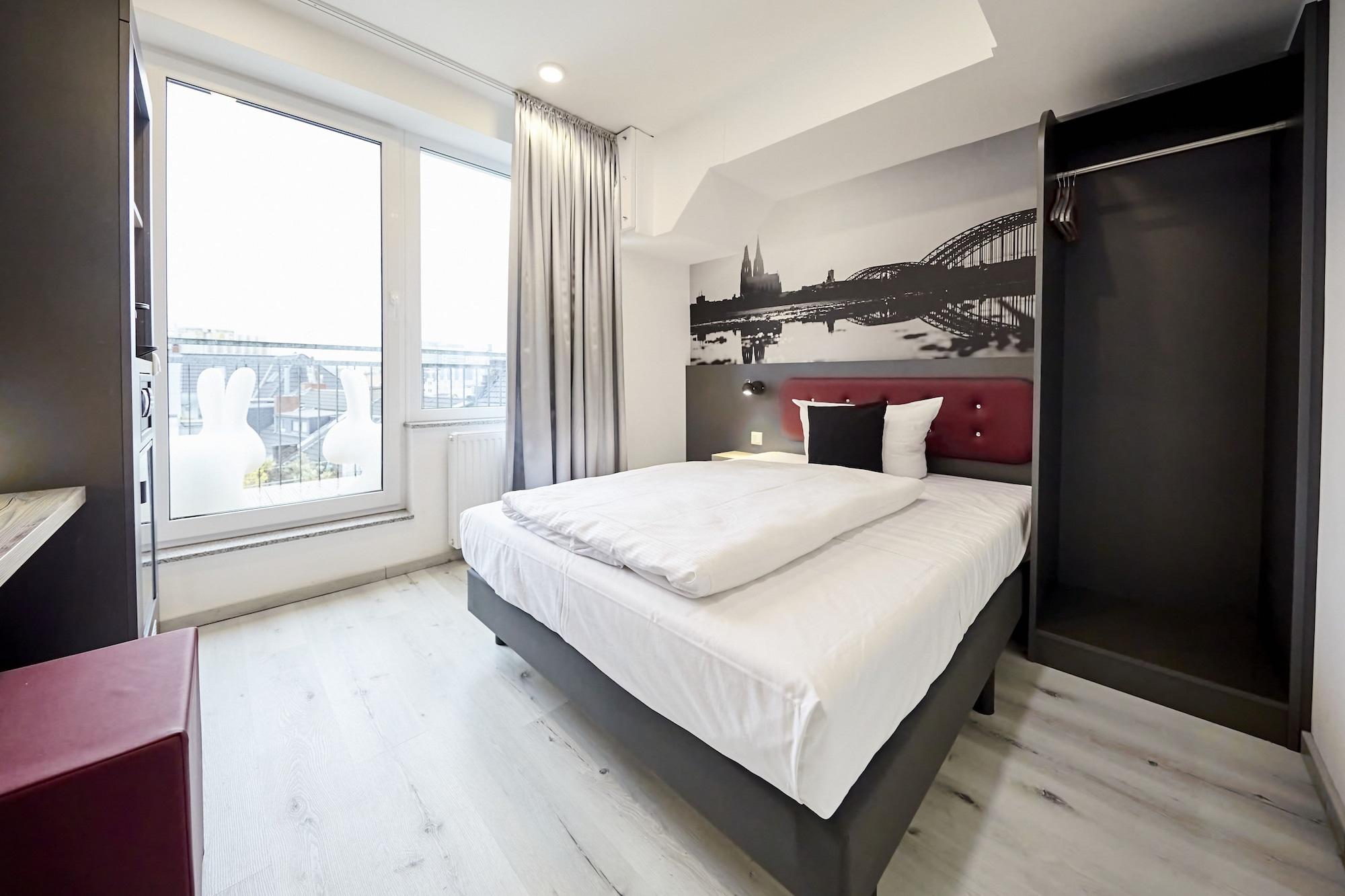 Smarty Cologne Dom Hotel - Boardinghouse - Kontaktloser Self Check-In Colónia Exterior foto