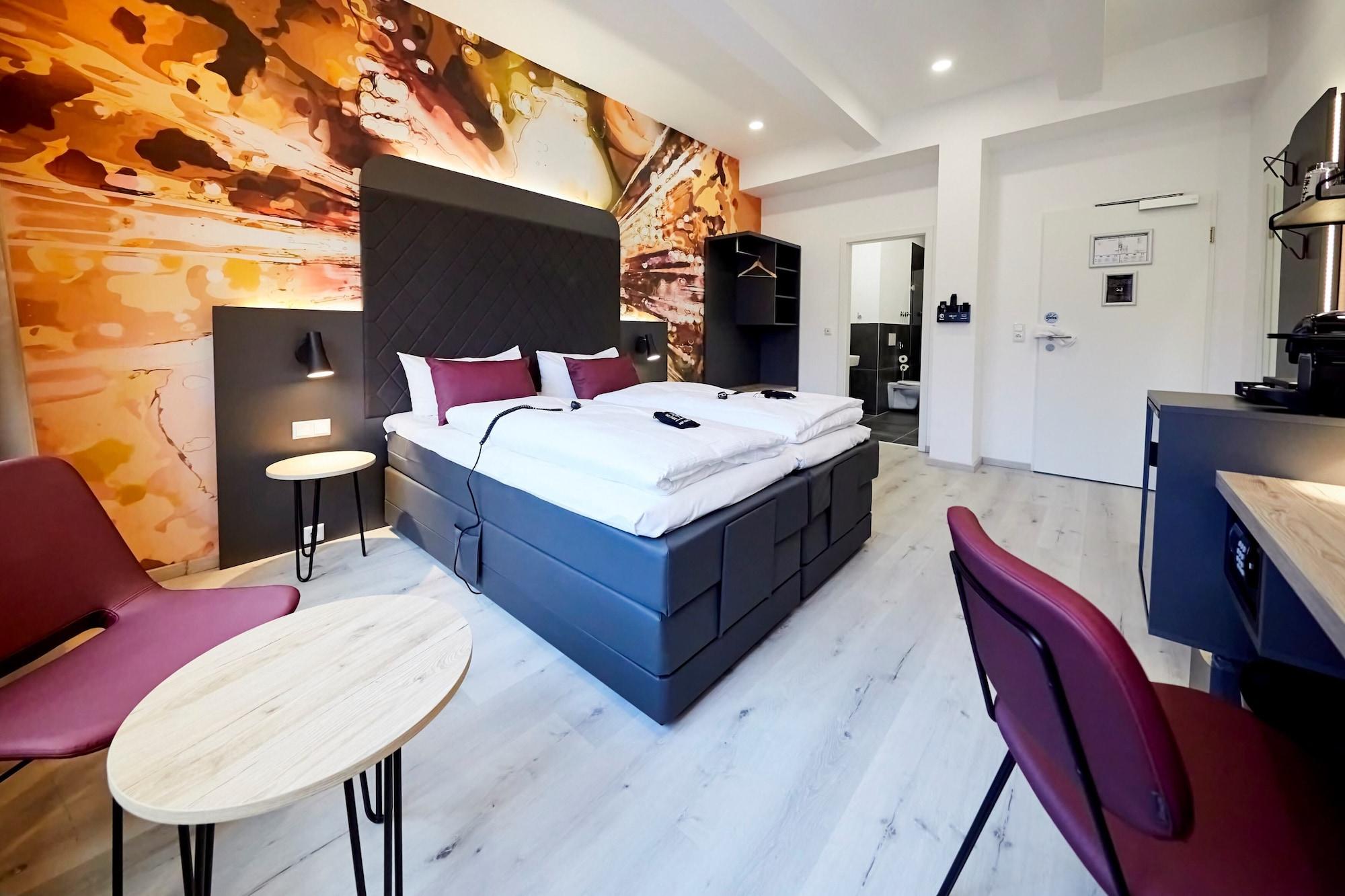 Smarty Cologne Dom Hotel - Boardinghouse - Kontaktloser Self Check-In Colónia Exterior foto