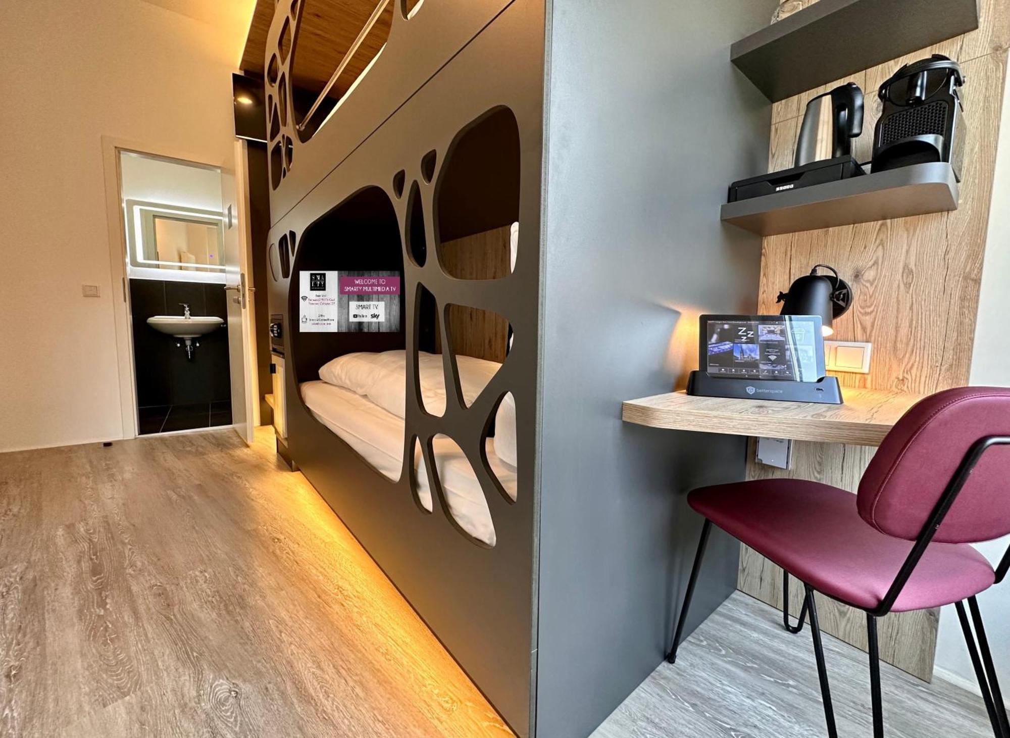 Smarty Cologne Dom Hotel - Boardinghouse - Kontaktloser Self Check-In Colónia Exterior foto
