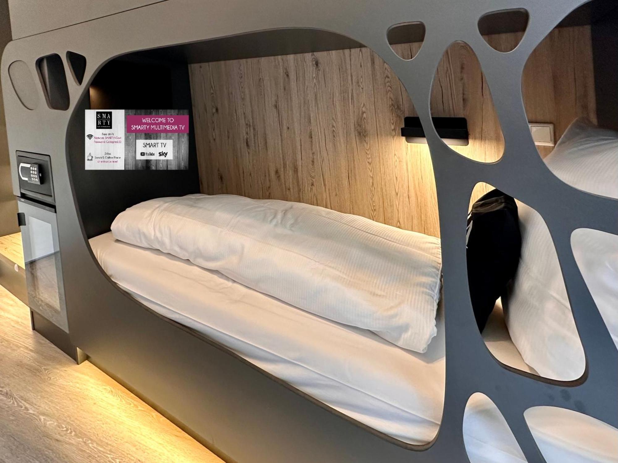 Smarty Cologne Dom Hotel - Boardinghouse - Kontaktloser Self Check-In Colónia Exterior foto